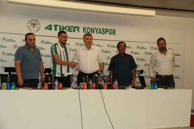 Hora imzayı attı 33