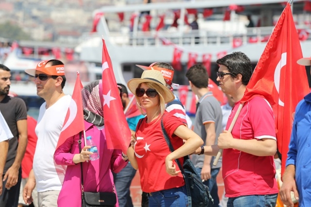 Demokrasi ve Şehitler Mitingi 131