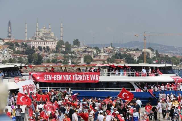 Demokrasi ve Şehitler Mitingi 136