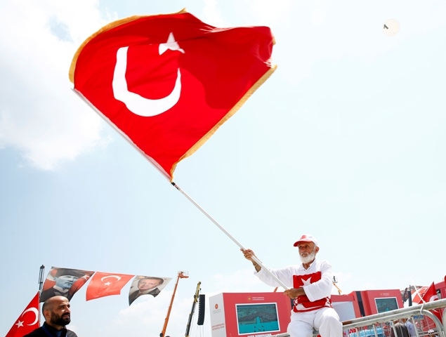 Demokrasi ve Şehitler Mitingi 14