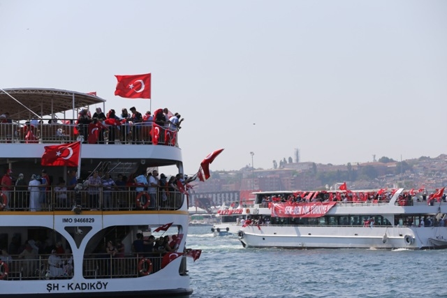 Demokrasi ve Şehitler Mitingi 155