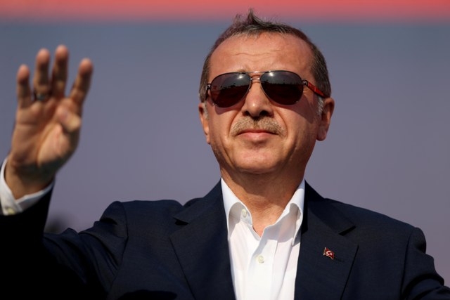 Demokrasi ve Şehitler Mitingi 198