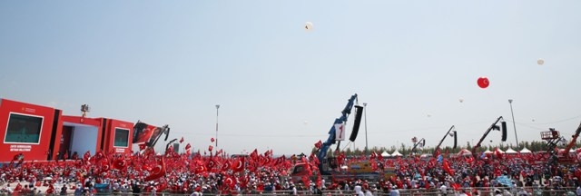 Demokrasi ve Şehitler Mitingi 23