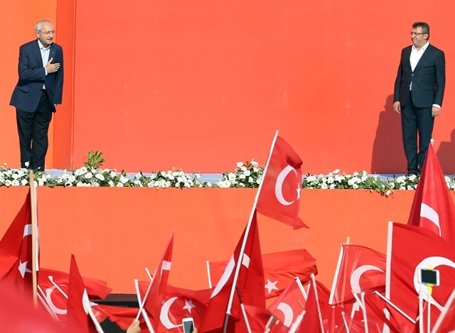 Demokrasi ve Şehitler Mitingi 255
