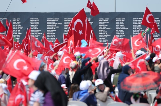Demokrasi ve Şehitler Mitingi 51