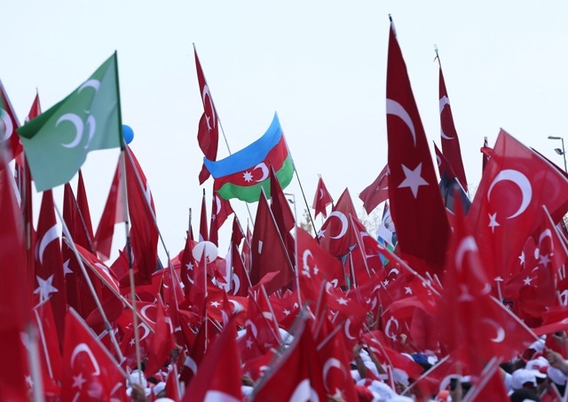 Demokrasi ve Şehitler Mitingi 52
