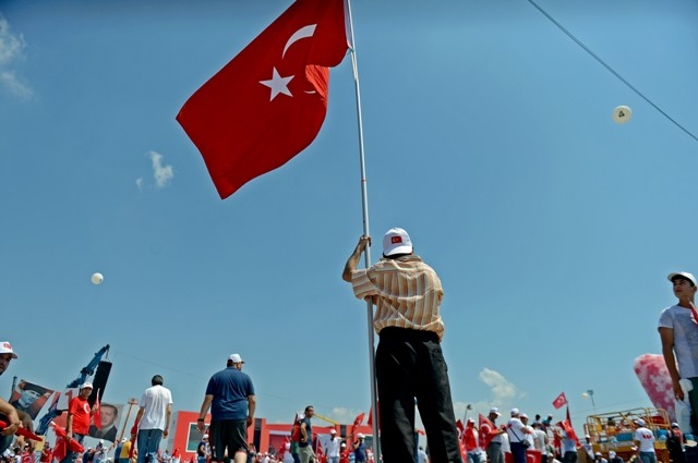 Demokrasi ve Şehitler Mitingi 75