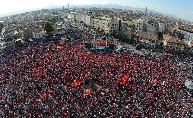Konya'da "Demokrasi ve Şehitler Mitingi" 11