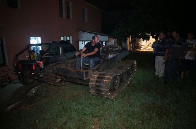 Darbecilere kızdı tank yaptı 10