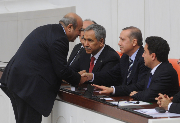 Meclisten renkli kareler 3