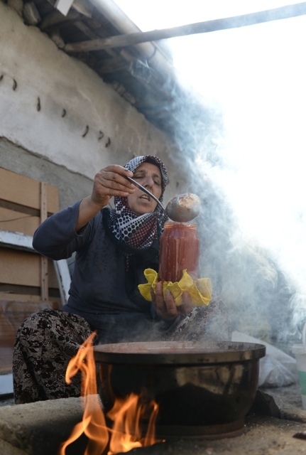 Kadınların 'İmece' usulu kış hazırlığı