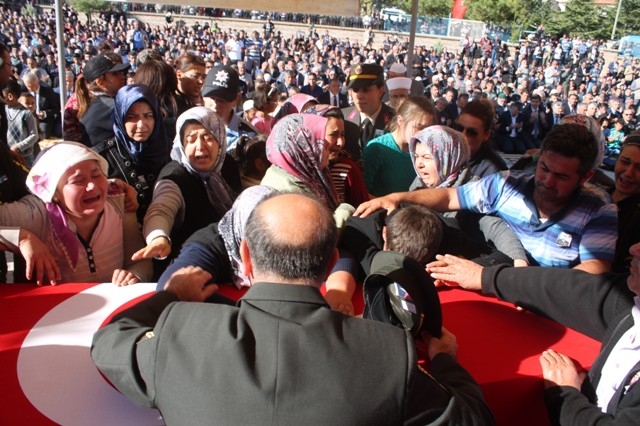 Şehit Jandarma Uzman Çavuş Enes Kaya'ya son görev 24