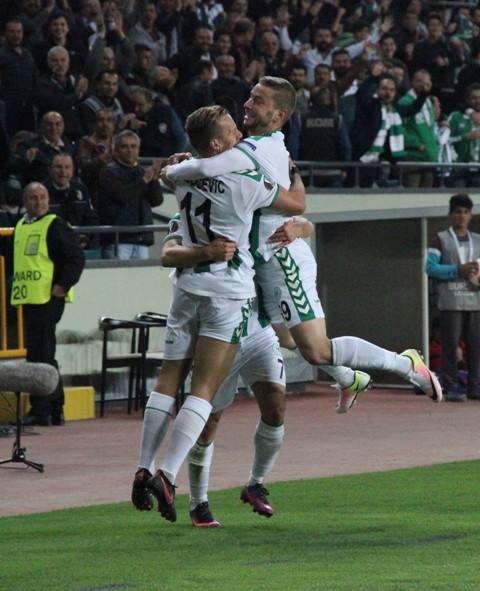 ATİKER KONYASPOR:1 BRAGA:1 33