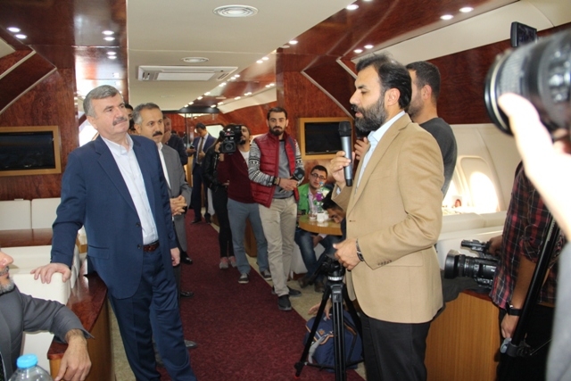 Akyürek, Uçak Kafe’yi basına tanıttı 10