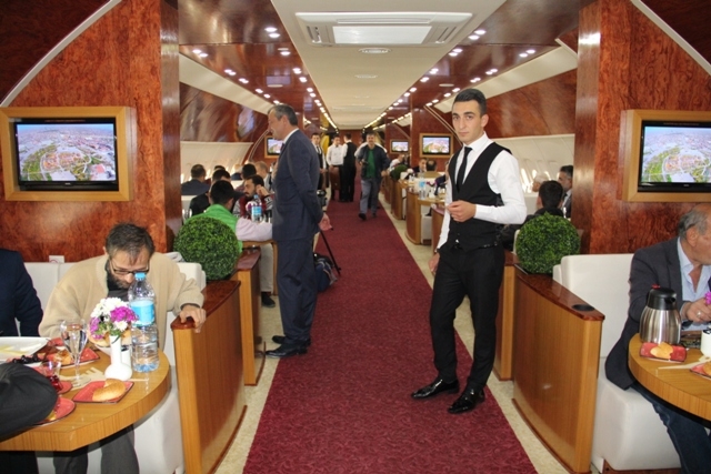 Akyürek, Uçak Kafe’yi basına tanıttı 7