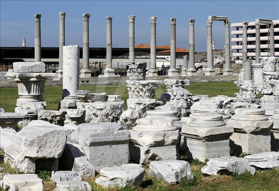 İzmir'in son antik kenti: "Smyrna Agorası" 3