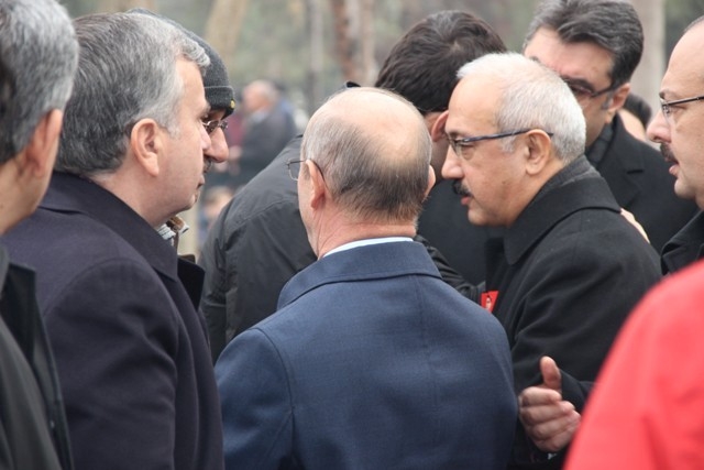 Şehit Polis Metin Düzgün son yolculuğuna uğurlandı 12