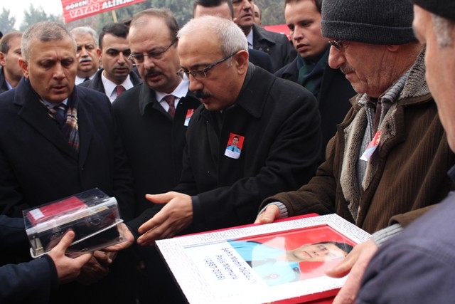 Şehit Polis Metin Düzgün son yolculuğuna uğurlandı 23