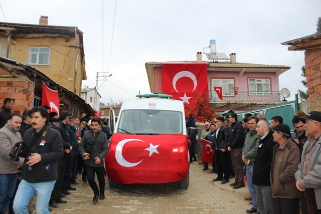 Şehit polis memuru Oğuzhan Duyar toprağa verildi 8