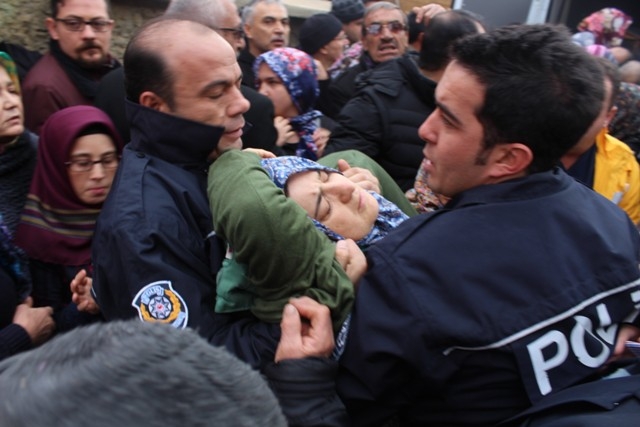 Şehit polis memuru Oğuzhan Duyar toprağa verildi 9