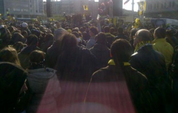 F.Bahçeliler meydana indi 12