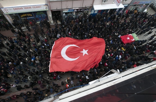 Şehit Uzman Çavuş Burak Boz toprağa verildi