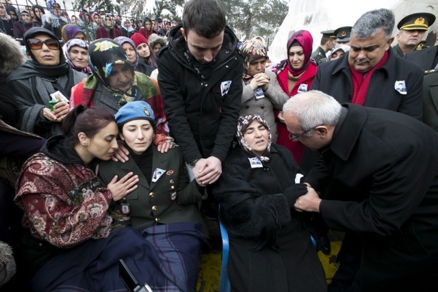 Şehit Uzman Çavuş Burak Boz toprağa verildi