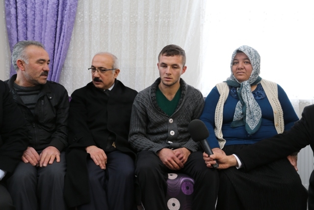 Şehit Uzman Çavuş Burak Boz toprağa verildi 9