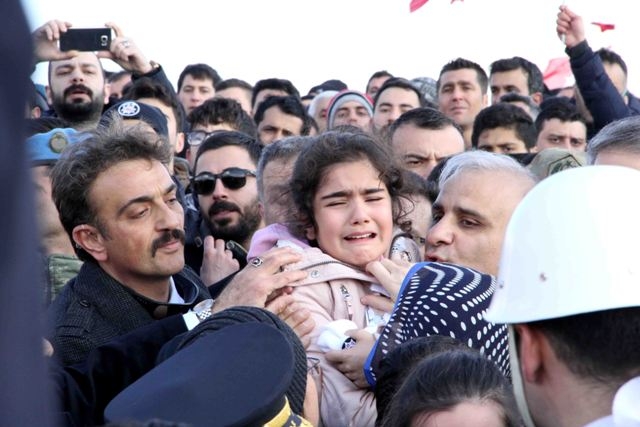 KAHRAMAN POLİSE SON GÖREV 13