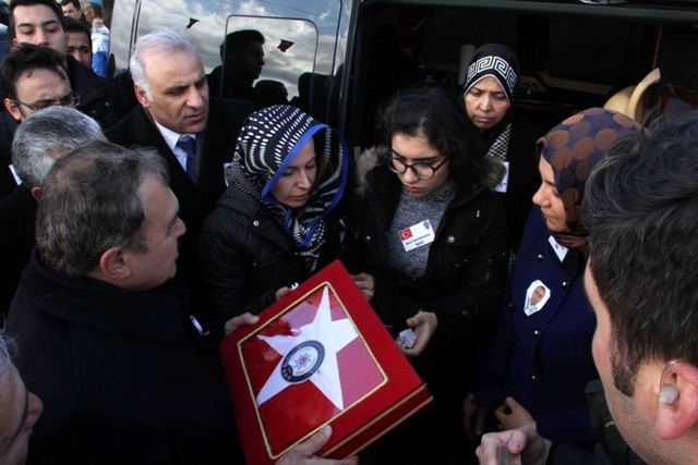 KAHRAMAN POLİSE SON GÖREV 20