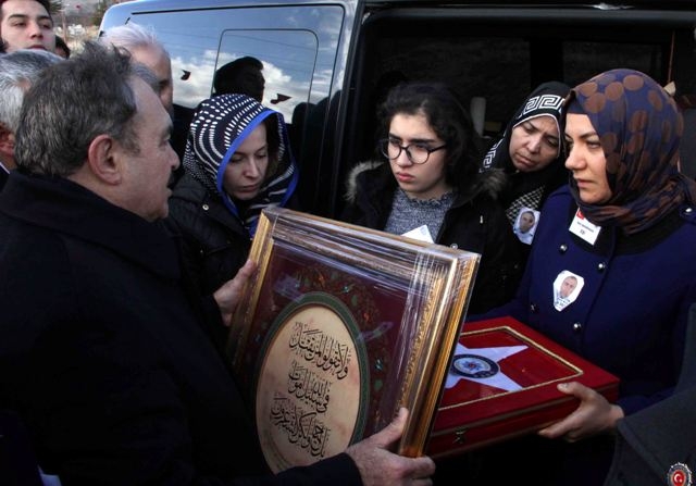 KAHRAMAN POLİSE SON GÖREV 22