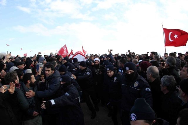 KAHRAMAN POLİSE SON GÖREV 9