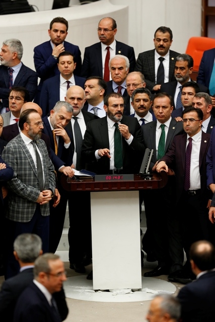 TBMM'DE ANAYASA GÖRÜŞMELERİ MANZARALARI 35