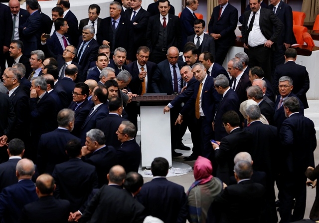 TBMM'DE ANAYASA GÖRÜŞMELERİ MANZARALARI 36