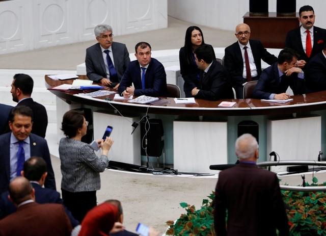 TBMM'DE ANAYASA GÖRÜŞMELERİ MANZARALARI 37
