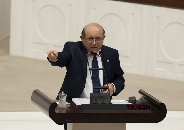 TBMM'DE ANAYASA GÖRÜŞMELERİ MANZARALARI 70