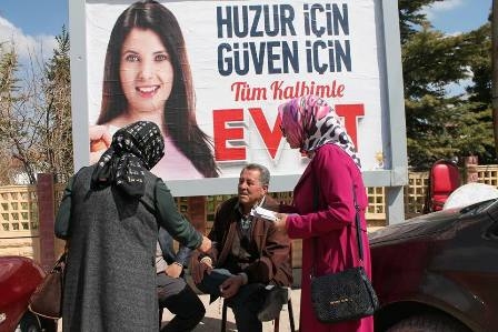 AK Parti Meram'da durmak yok 13