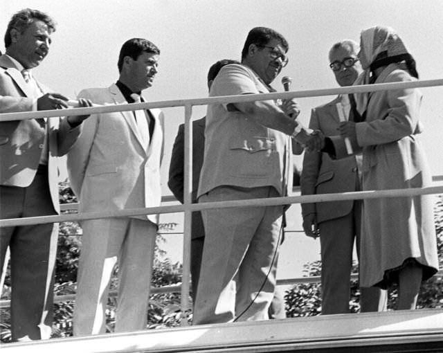 Liderlerin eski miting fotoğrafları 16