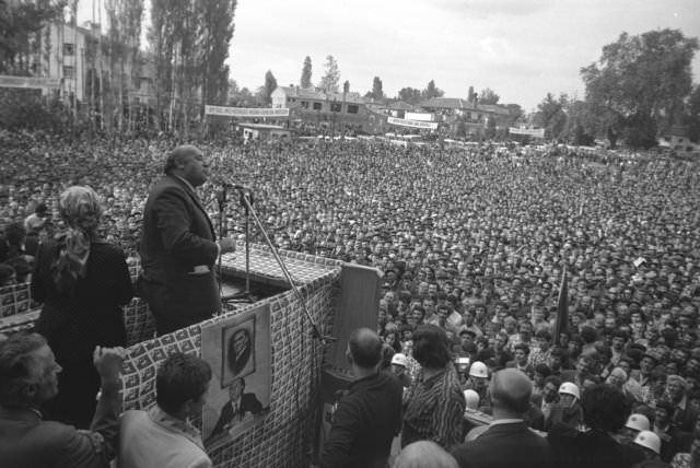 Liderlerin eski miting fotoğrafları