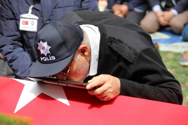 Şehit polis Azam Güdendede son yolculuğuna uğurlandı
