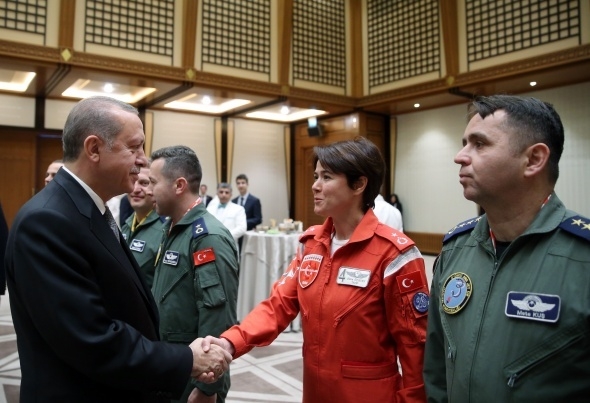 Cumhurbaşkanı Erdoğan pilotları kabul etti 4