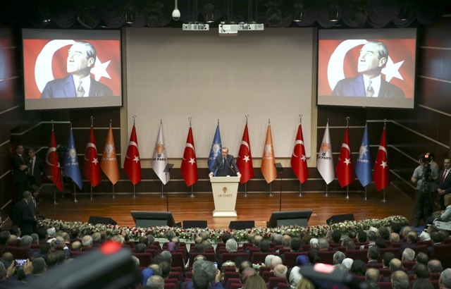 Milletin adamı Milletin partisine geri döndü 36