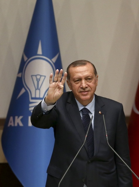 Milletin adamı Milletin partisine geri döndü 43