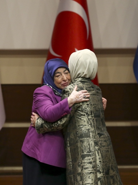 Milletin adamı Milletin partisine geri döndü 51