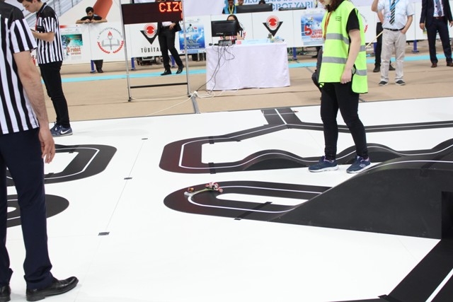 ROBOTLAR KONYA'DA YARIŞIYOR 18