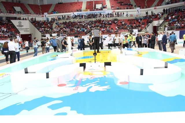 ROBOTLAR KONYA'DA YARIŞIYOR 26