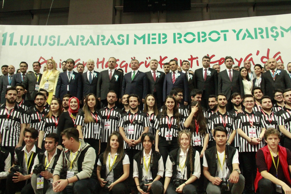 ROBOTLAR KONYA'DA YARIŞIYOR 7