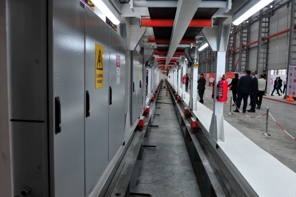 İlk yerli tünel açma makinesi tanıtıldı 12