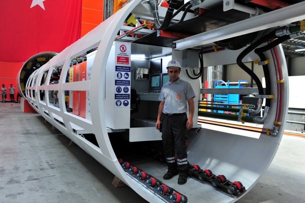 İlk yerli tünel açma makinesi tanıtıldı 8