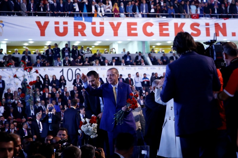Erdoğan AK Parti Genel Başkanı oldu 11